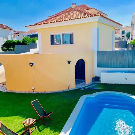 Amazing Pool & Garden In